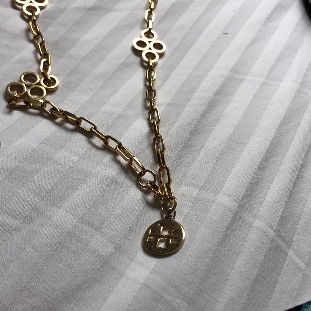 Tory Burch neacles